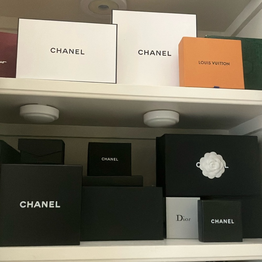 LUXURY PACKAGING